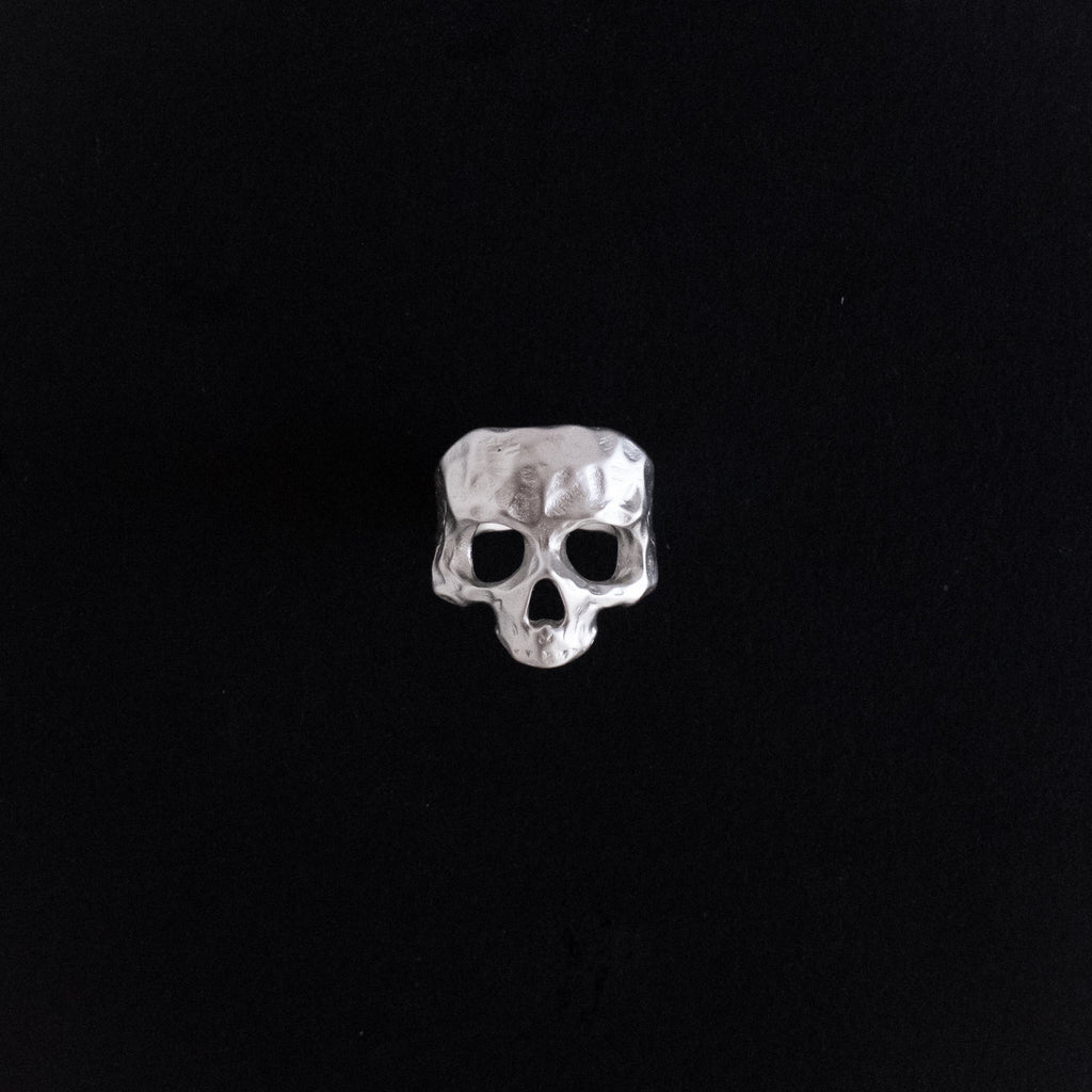 ANILLO CALAVERA